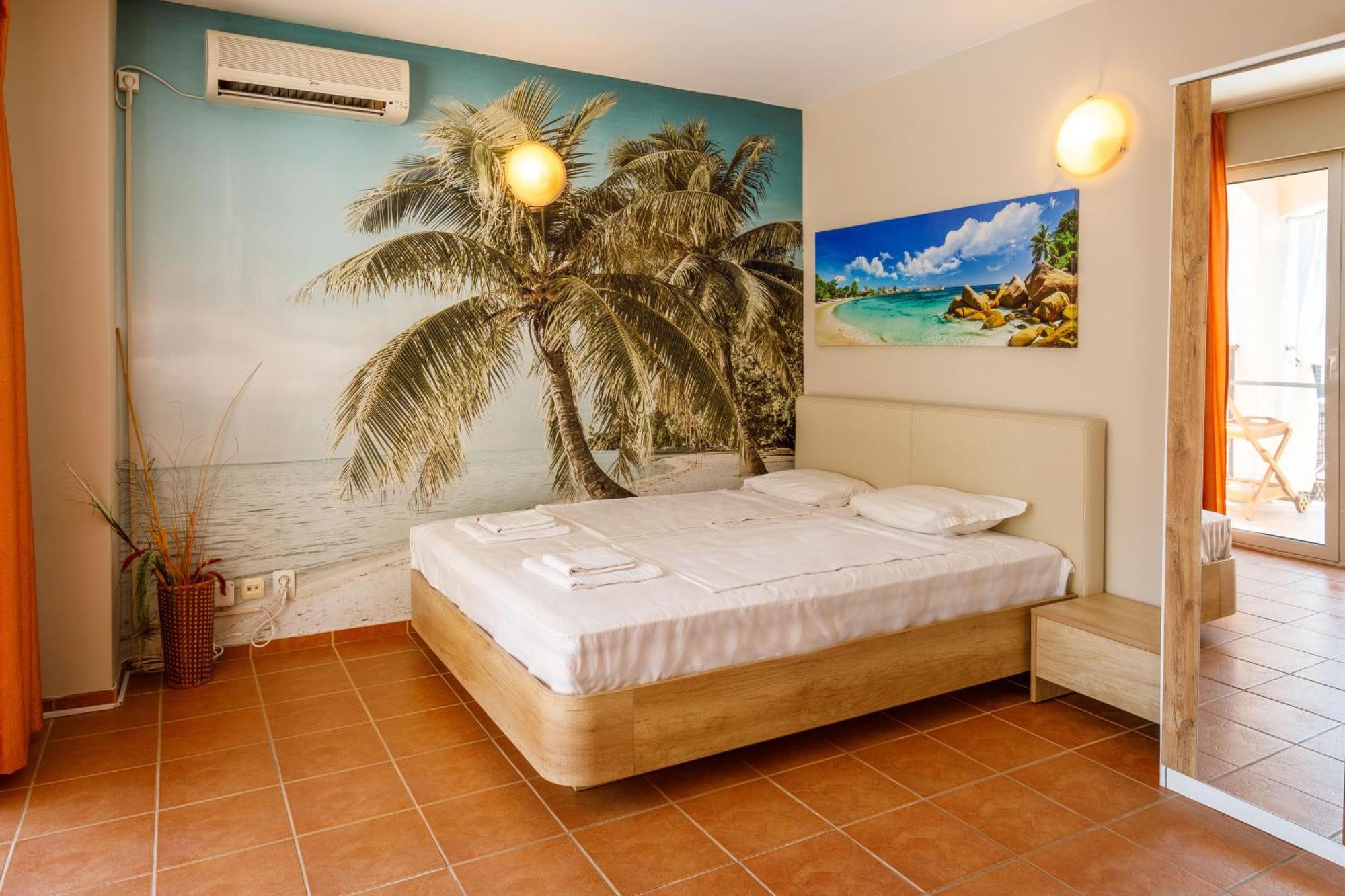 Casa Del Mar Apartments Sunny Beach Exterior photo
